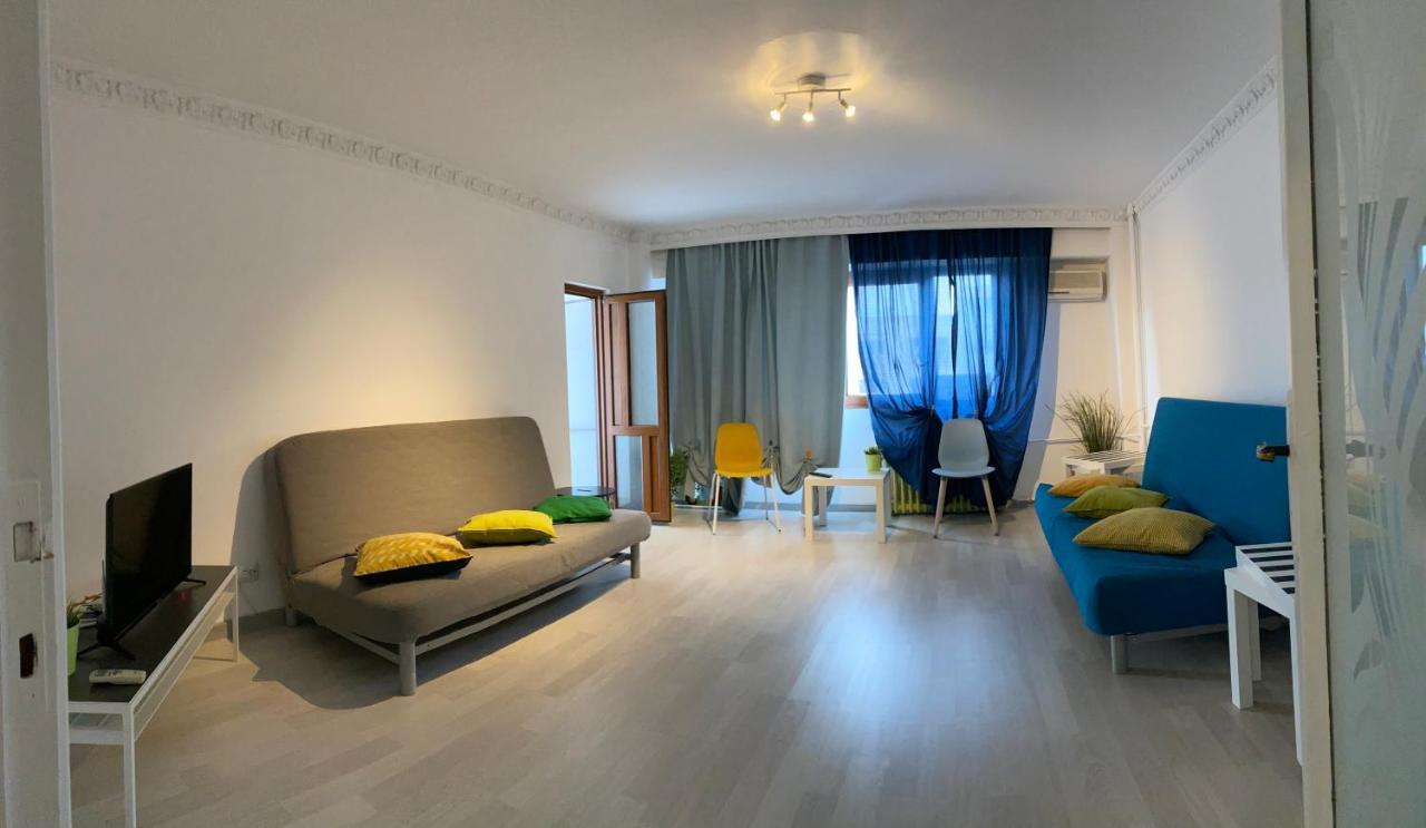 Green Apartment 41 Bucarest Esterno foto